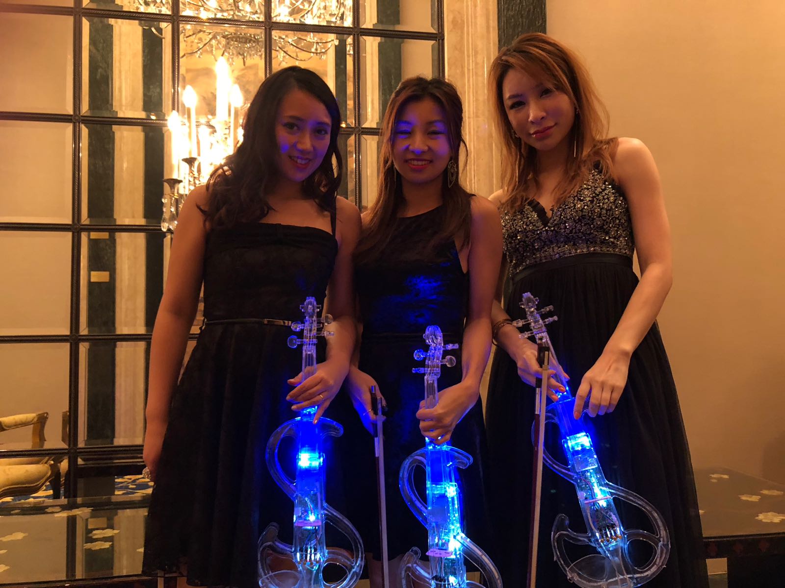 Gallery 15 Item 8 Image