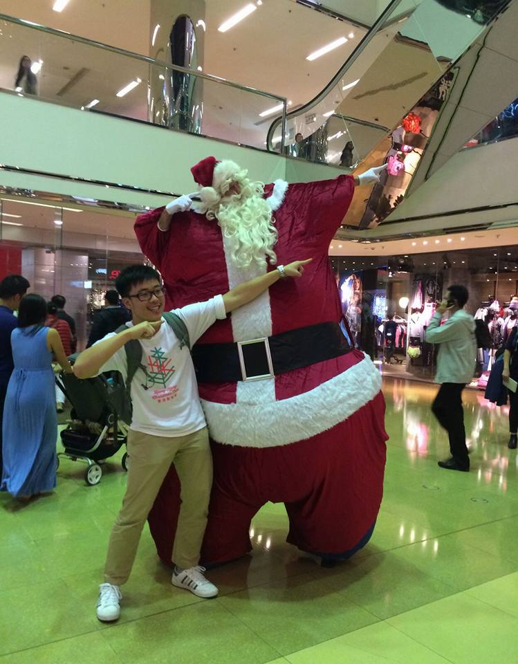 gaint santa posing at swire event