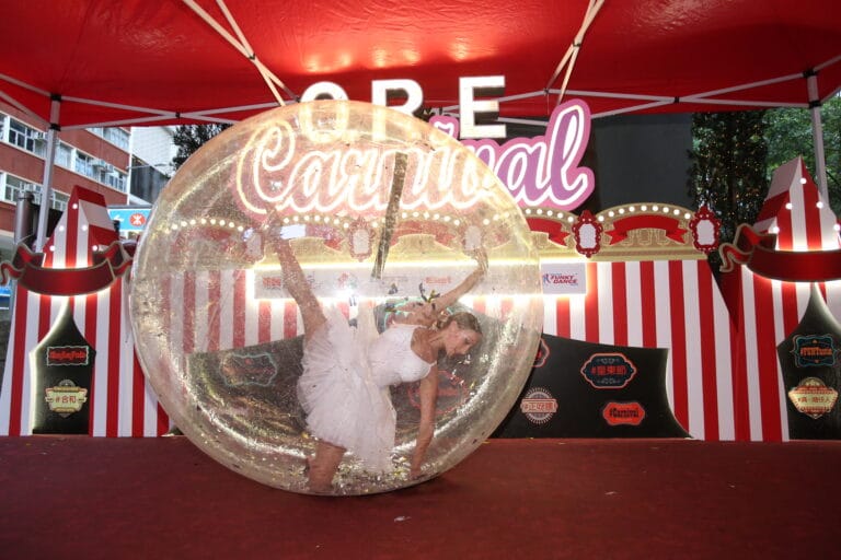 Bubble dance