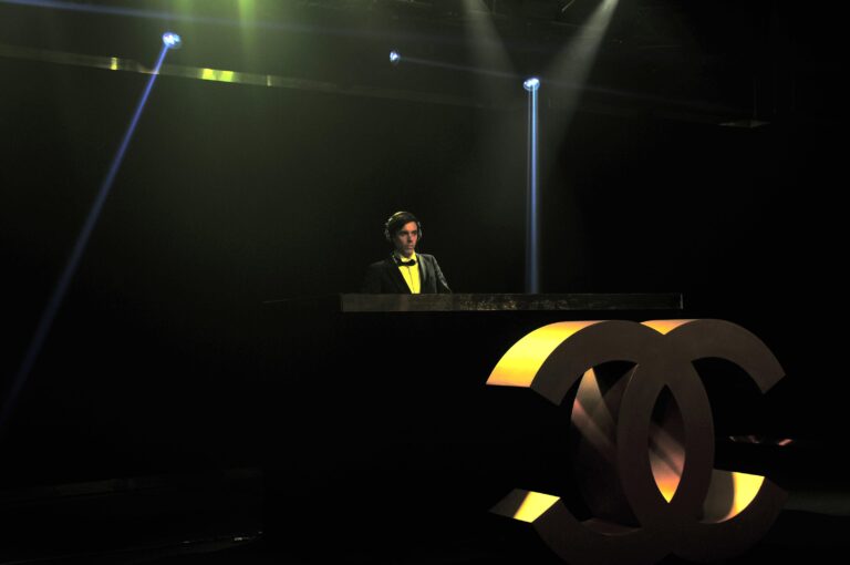Maison du Nick DJ in Hong Kong
