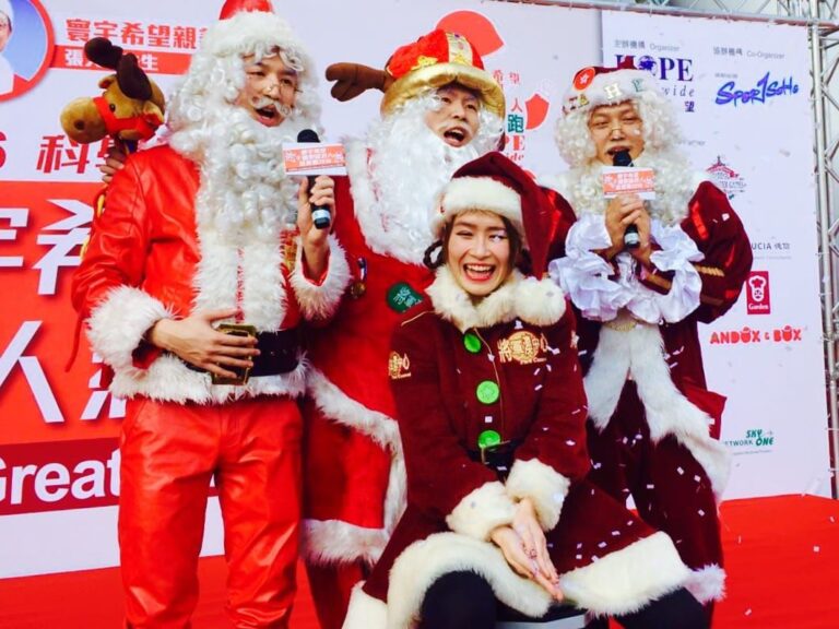 3 local chinese santas and 1 santa girl