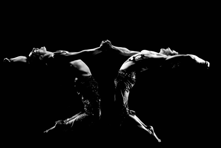 Two acrobatics performer in Hong Kong performing at a corporate annual dinner