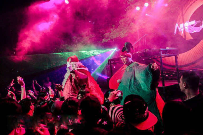 night club event with fat brother characters in macau cubic