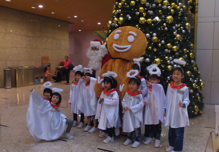 santa in ifC hong kong
