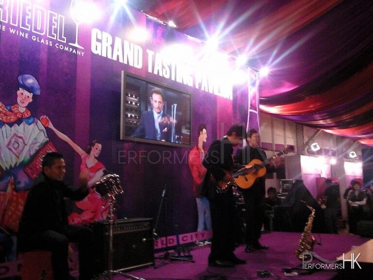 Hong Kong Musician performing at Hong Kong Wine and Dine fair