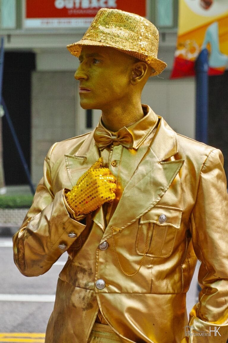 whampoa human statue from performers hk golden human statue