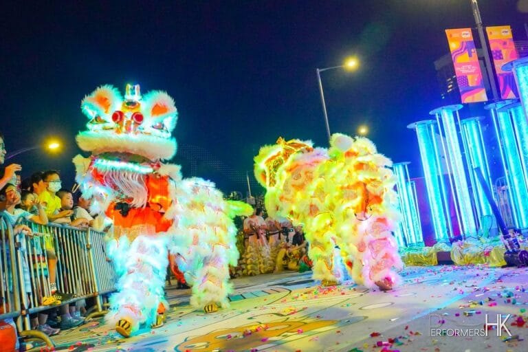 led lions white and yellow led prepare for pole jumping